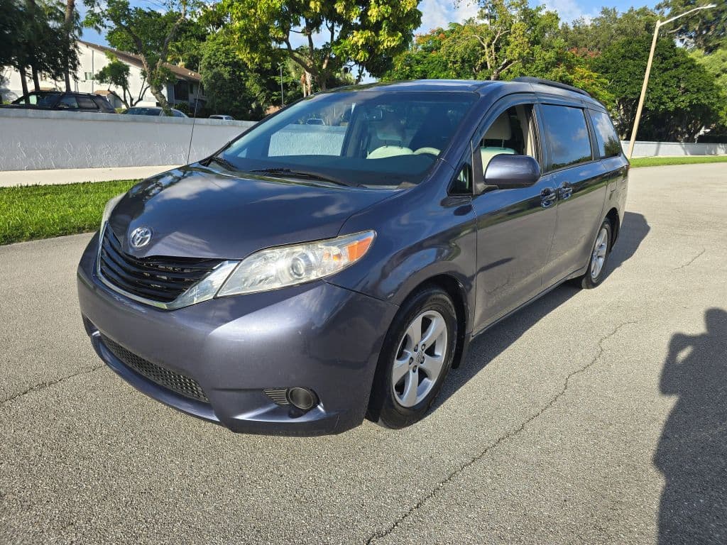 2014 Toyota Sienna for sale